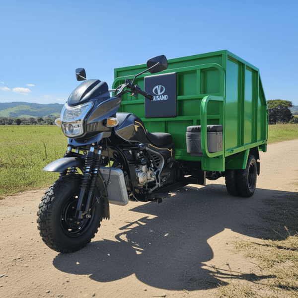 Vista lateral del motocarro Vaisand DB300ZH Recolector, mostrando la forma de su volco especial para transporte de residuos